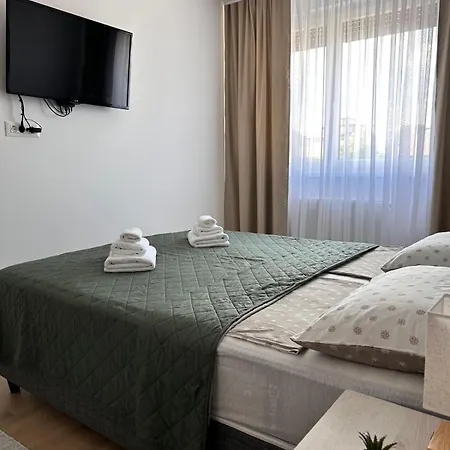 Aeria 5 Min Walk To Airport